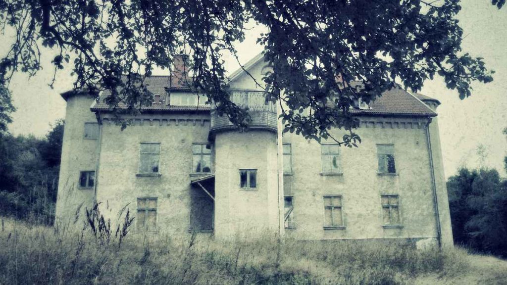 Abandoned Houses