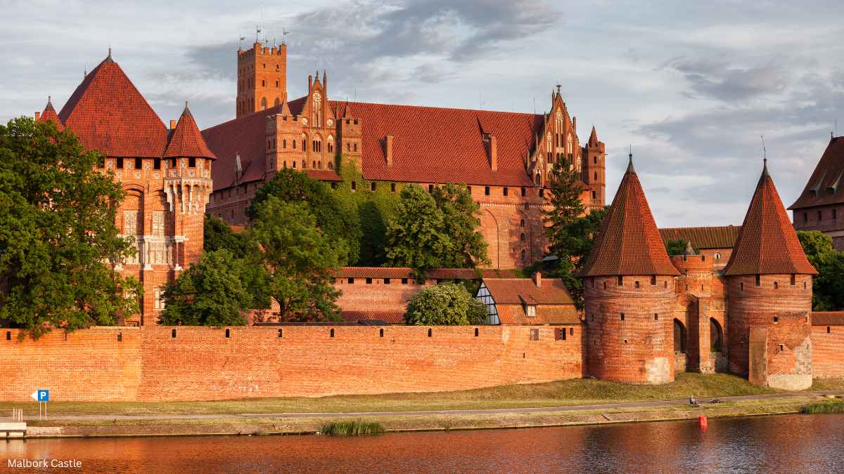 Malbork Castle: Europe's Largest Gothic Fortress